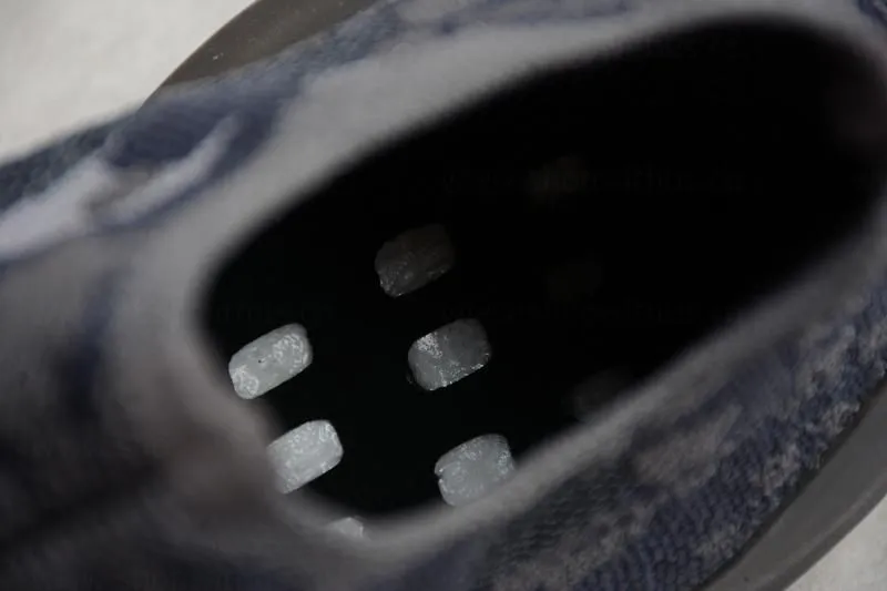 adidasOriginals YEEZY Boost 380 - Black