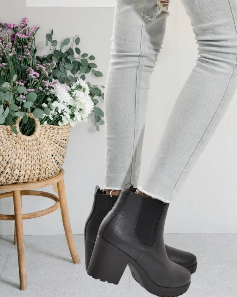 Black Jolienna Boots