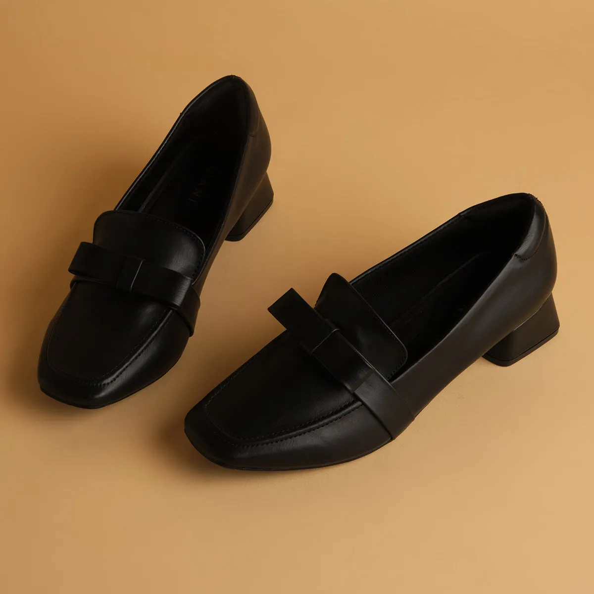 Ellen Solid Pumps