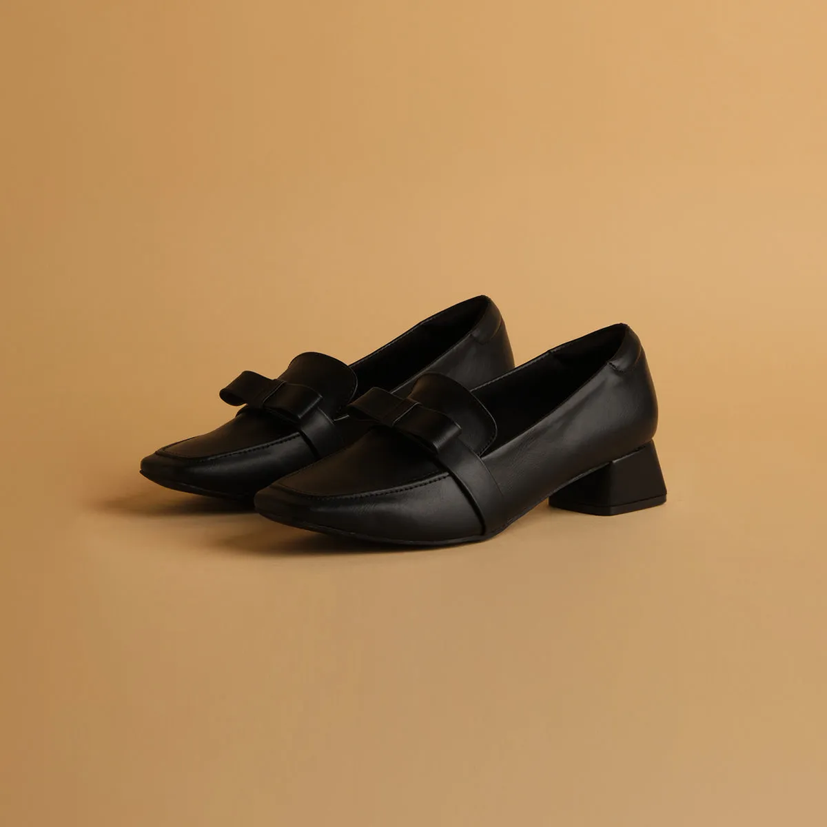Ellen Solid Pumps