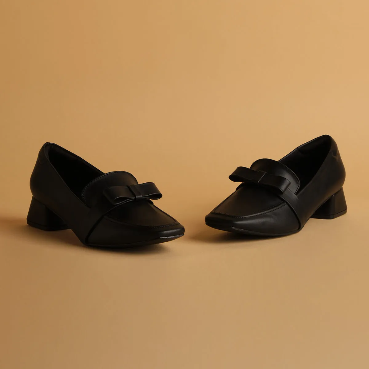Ellen Solid Pumps