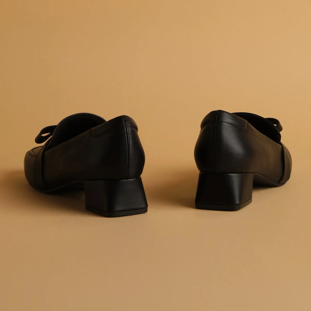 Ellen Solid Pumps