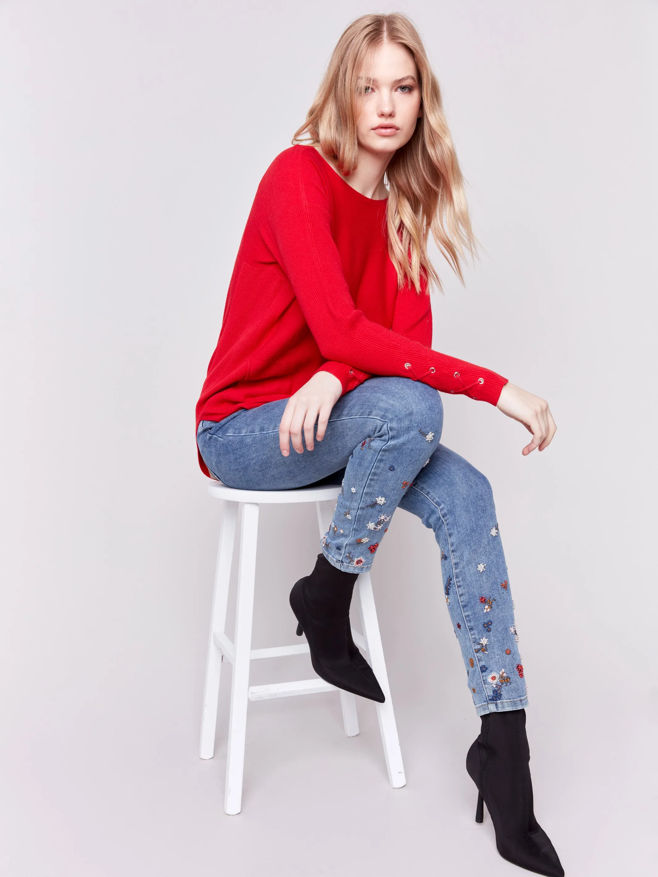 Embroidered And Beaded Slim Fit Jeans - Medium Blue