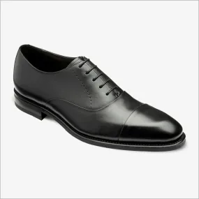 Loake phoenix Black Leather toe-cap@