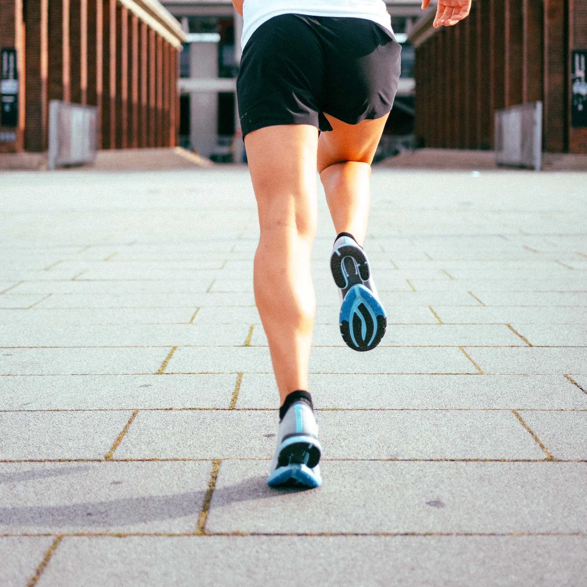 True Motion | Women's U-Tech Solo Running Shoes