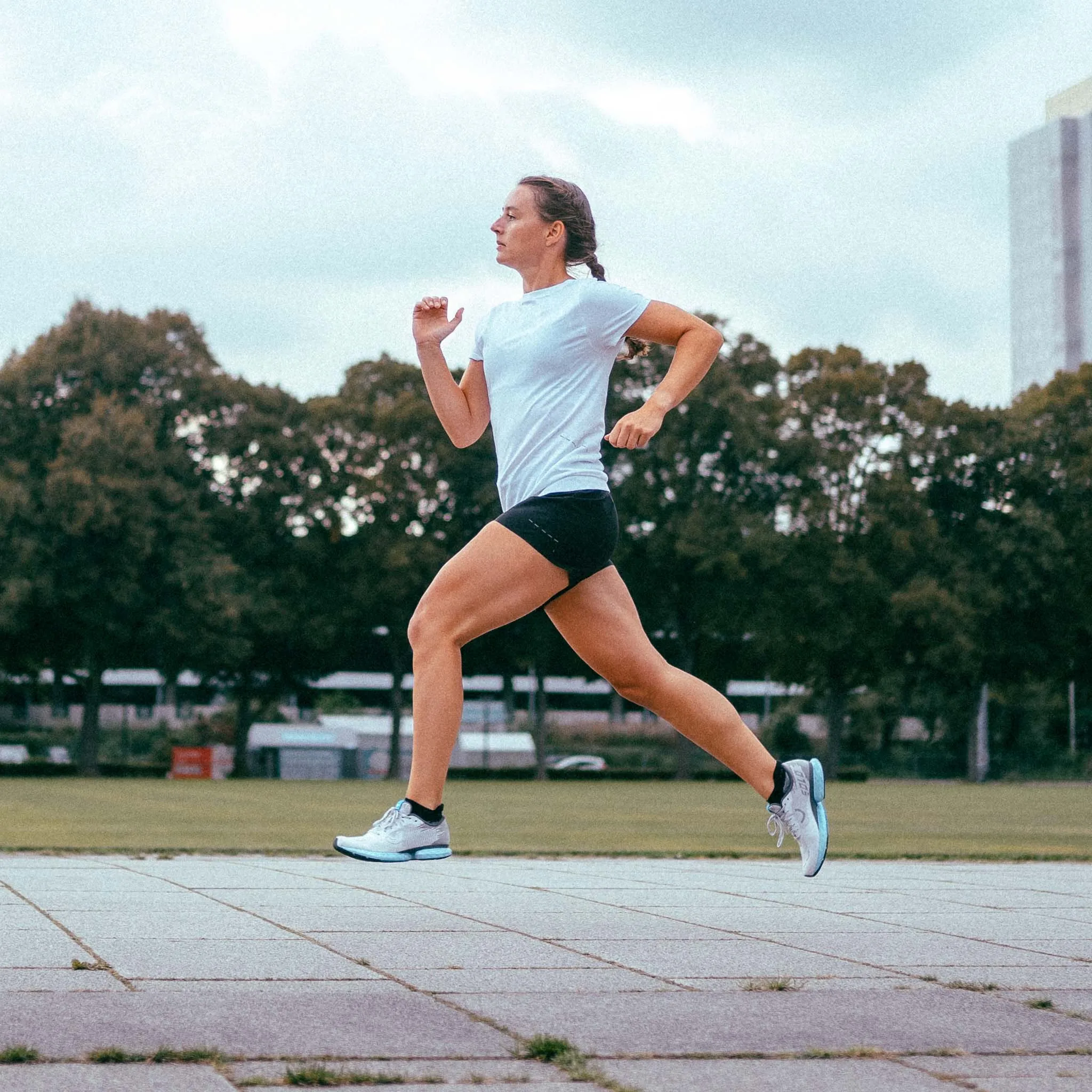 True Motion | Women's U-Tech Solo Running Shoes